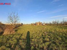 Prodej pozemku pro bydlení, Křenovice, 1527 m2