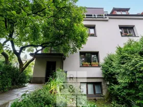 Prodej bytu 3+1, Praha - Smíchov, Nad Laurovou, 98 m2