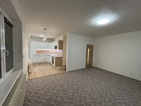 Pronájem bytu 2+kk, Hradec Králové, Horova, 49 m2