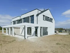 Prodej rodinného domu, Slaný, 156 m2