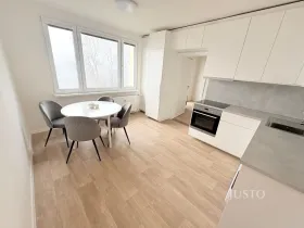 Pronájem bytu 1+1, Písek, nábřeží 1. máje, 36 m2