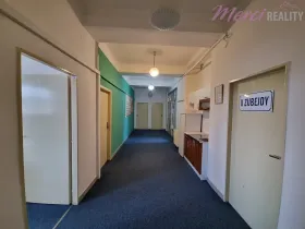 Pronájem kanceláře, Uherské Hradiště, Tř. Maršála Malinovského, 23 m2