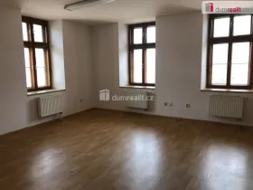 Pronájem kanceláře, Vítkov, náměstí Jana Zajíce, 31 m2