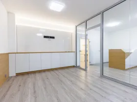 Prodej kanceláře, Brno - Královo Pole, Mojmírovo náměstí, 65 m2