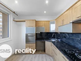 Prodej bytu 3+1, Frýdek-Místek - Frýdek, Novodvorská, 76 m2