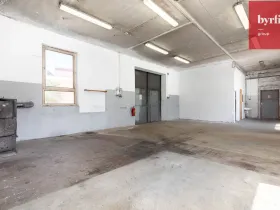 Pronájem výrobních prostor, Krnov, Lidická, 94 m2