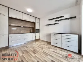 Pronájem bytu 2+kk, Praha - Uhříněves, Karla Guta, 37 m2