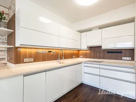 Pronájem bytu 4+kk, Praha - Strašnice, Zvěřinova, 112 m2