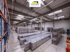 Pronájem výrobních prostor, Hrušky, Polní, 20459 m2