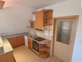 Pronájem bytu 1+kk, Jesenice, Příčná II., 33 m2