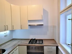 Pronájem bytu 3+kk, Praha - Smíchov, U Nikolajky, 84 m2