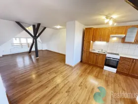 Pronájem bytu 2+kk, České Budějovice, Jírovcova, 68 m2