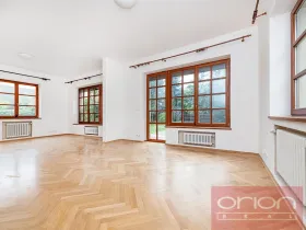 Pronájem rodinného domu, Praha - Břevnov, Oddělená, 316 m2