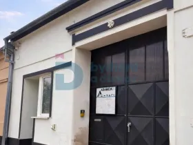 Prodej výrobních prostor, Prostějov, Husovo nám., 333 m2