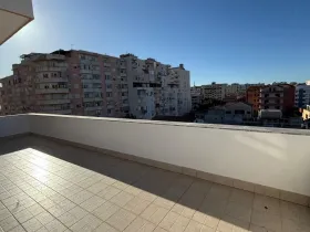 Prodej bytu 3+kk, Drač, 137 m2