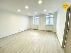 Pronájem bytu 2+1, Opava - Předměstí, náměstí Svaté Trojice, 57 m2