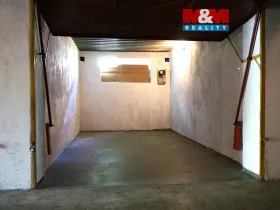 Pronájem garáže, Plzeň - Jižní Předměstí, Brožíkova, 15 m2
