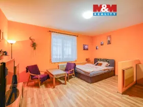 Pronájem bytu 1+kk, Přeštice, Slovenská, 29 m2