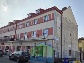 Pronájem bytu 2+1, Roztoky, Tyršovo nám., 65 m2