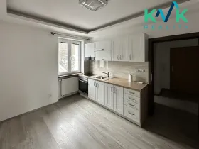 Pronájem bytu 1+1, Karlovy Vary, Chebská, 36 m2