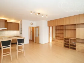 Pronájem bytu 2+kk, Praha, Kurta Konráda, 46 m2