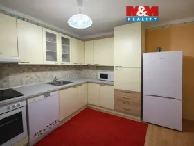 Prodej bytu 3+kk, Pečky, V Kaštánkách, 71 m2