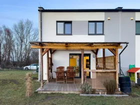 Pronájem rodinného domu, Poděbrady, 98 m2