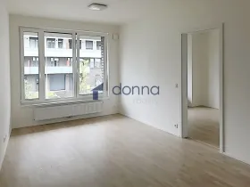 Pronájem bytu 2+kk, Praha, Novotného, 45 m2