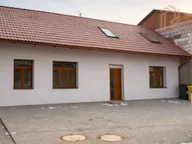 Prodej rodinného domu, Rostoklaty, 145 m2