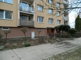 Pronájem bytu 1+1, Roudnice nad Labem, Stavbařů, 38 m2