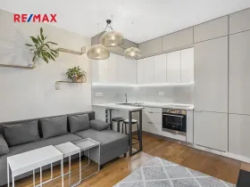 Pronájem bytu 1+kk, Praha - Košíře, Naskové, 33 m2