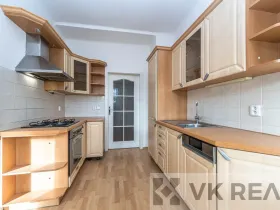 Prodej bytu 2+1, Praha - Vršovice, Čeljabinská, 72 m2