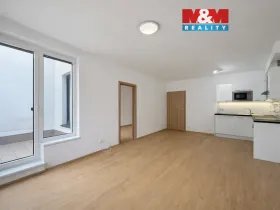 Pronájem bytu 2+kk, Praha - Vysočany, Pod Harfou, 52 m2
