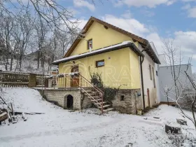 Pronájem rodinného domu, Říčany - Jažlovice, Hlavní, 104 m2