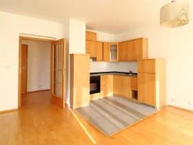 Pronájem bytu 2+kk, Praha - Troja, Nad Vavrouškou, 56 m2