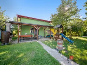 Prodej chaty, Hradec Králové - Malšovice, Rozkvět míru I, 64 m2