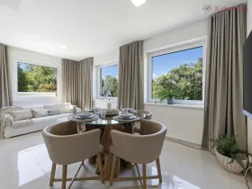 Prodej bytu 3+kk, Praha - Zbraslav, Na Baních, 78 m2