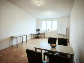 Pronájem kanceláře, Záryby, 67 m2