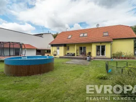 Prodej rodinného domu, Zeleneč, Bezručova, 213 m2