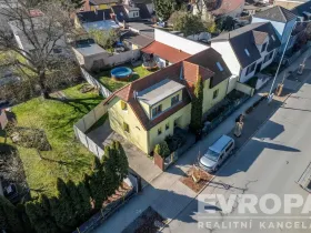 Prodej rodinného domu, Zeleneč, Bezručova, 213 m2