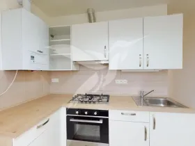 Pronájem bytu 2+1, Hrádek, 1. Máje, 50 m2