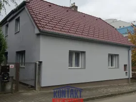 Pronájem rodinného domu, Týn nad Vltavou, Komzákova, 120 m2