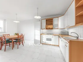 Prodej bytu 2+1, Praha - Vinohrady, Moravská, 95 m2