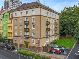 Prodej obchodního prostoru, Karlovy Vary, Vítězná, 147 m2