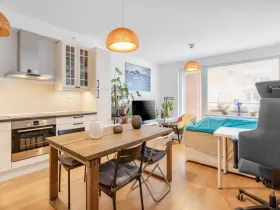 Prodej bytu 2+kk, Praha, Sazovická, 52 m2