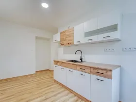 Pronájem bytu 2+1, Klatovy, 60 m2