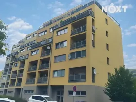 Pronájem bytu 1+kk, Pardubice, Bělehradská, 40 m2