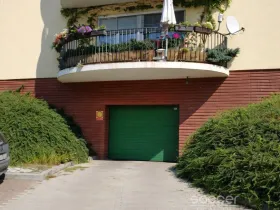 Pronájem garážového stání, Praha - Smíchov, Na Hřebenkách, 15 m2