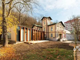 Pronájem kanceláře, Praha - Podolí, Podolská, 500 m2