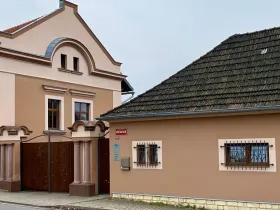 Prodej rodinného domu, Čečelice, Všetatská, 650 m2